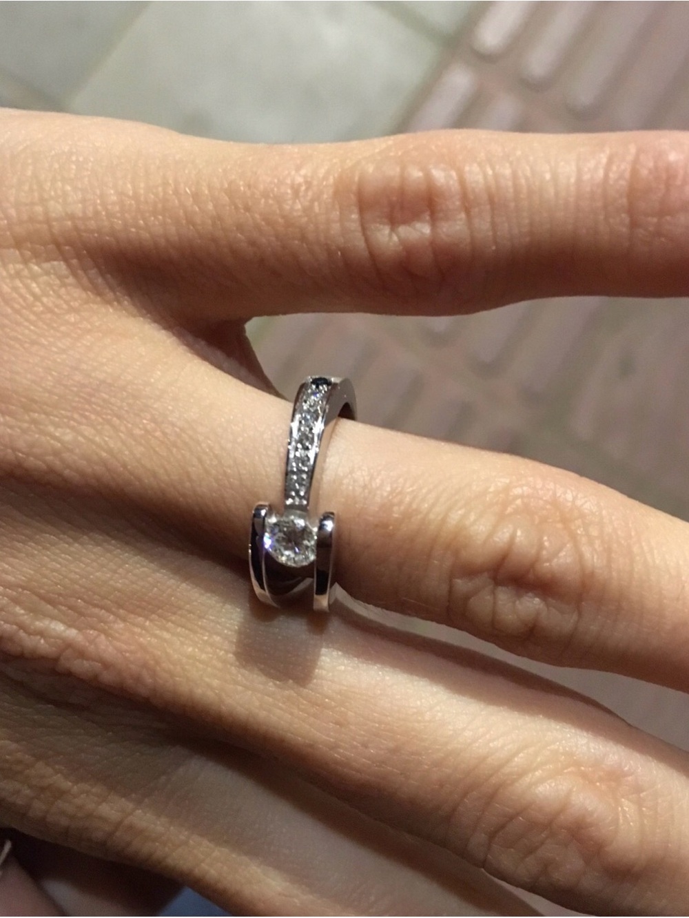 Ring 18K White Gold Diamond Ring 6.6g w/ Certificate